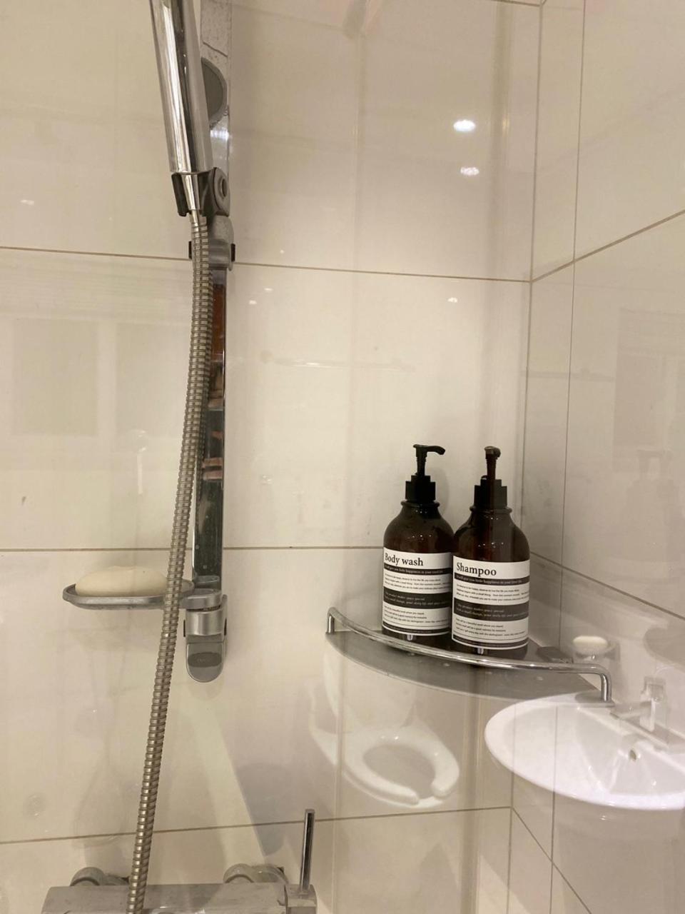 Dalgona Guesthouse Сеул Номер фото